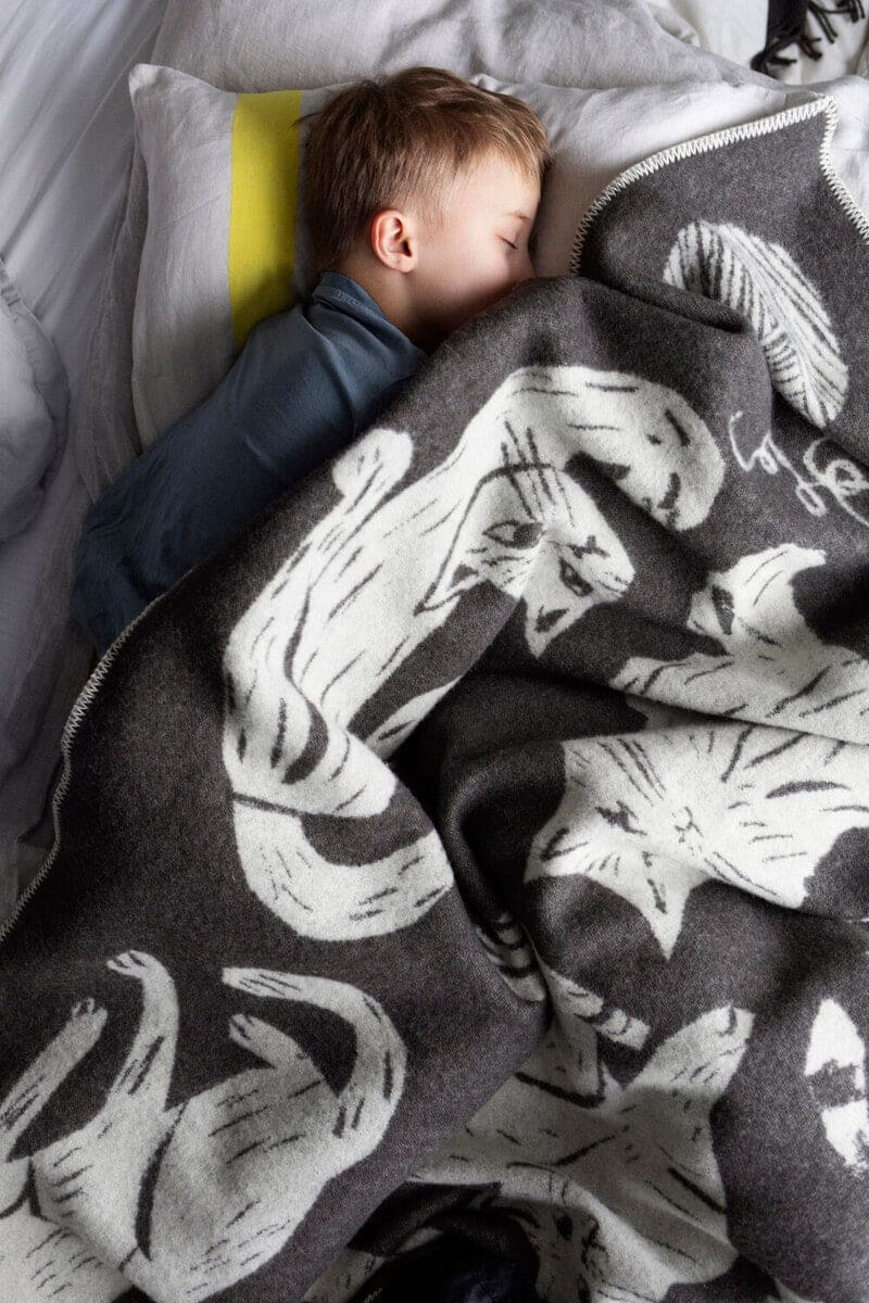 LAPUAN - KISSANPAIVAT CAT DESIGN WOOL BLANKET. BEIGE