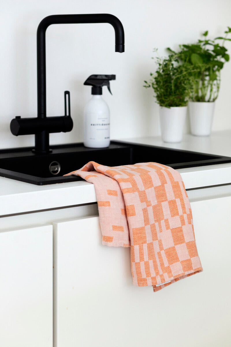 LAPUAN - KOODI LINEN HAND TOWEL. NATURAL
