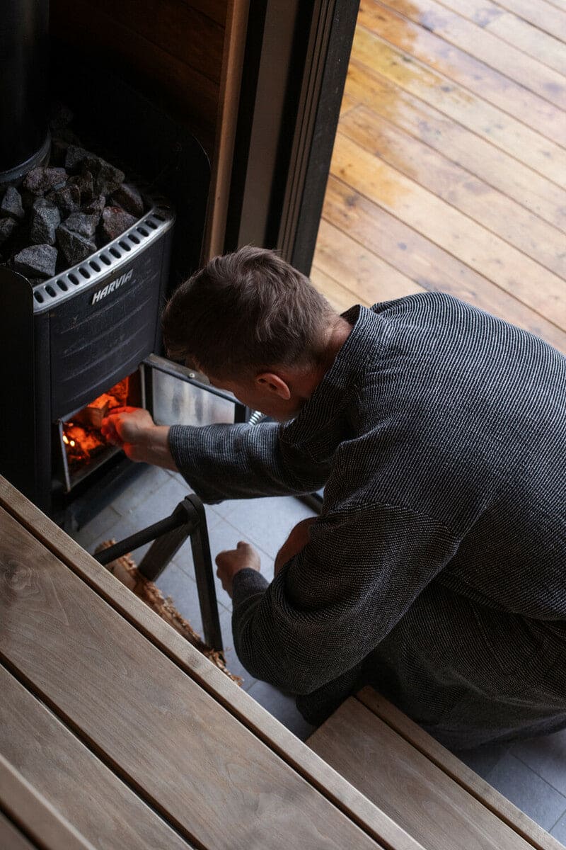 LAPUAN - TERVA WAFFLE BATHROBE. NATURAL+BLACK