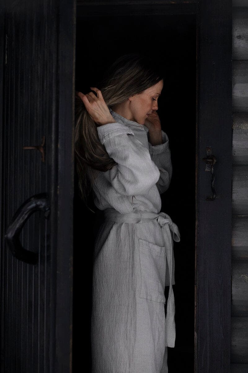 LAPUAN - TERVA WAFFLE BATHROBE. OLIVE+WHITE