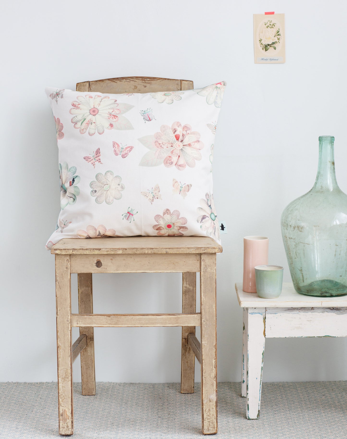 STUDIO DITTE - CUSHION - FLOWERS + BUTTERFLIES