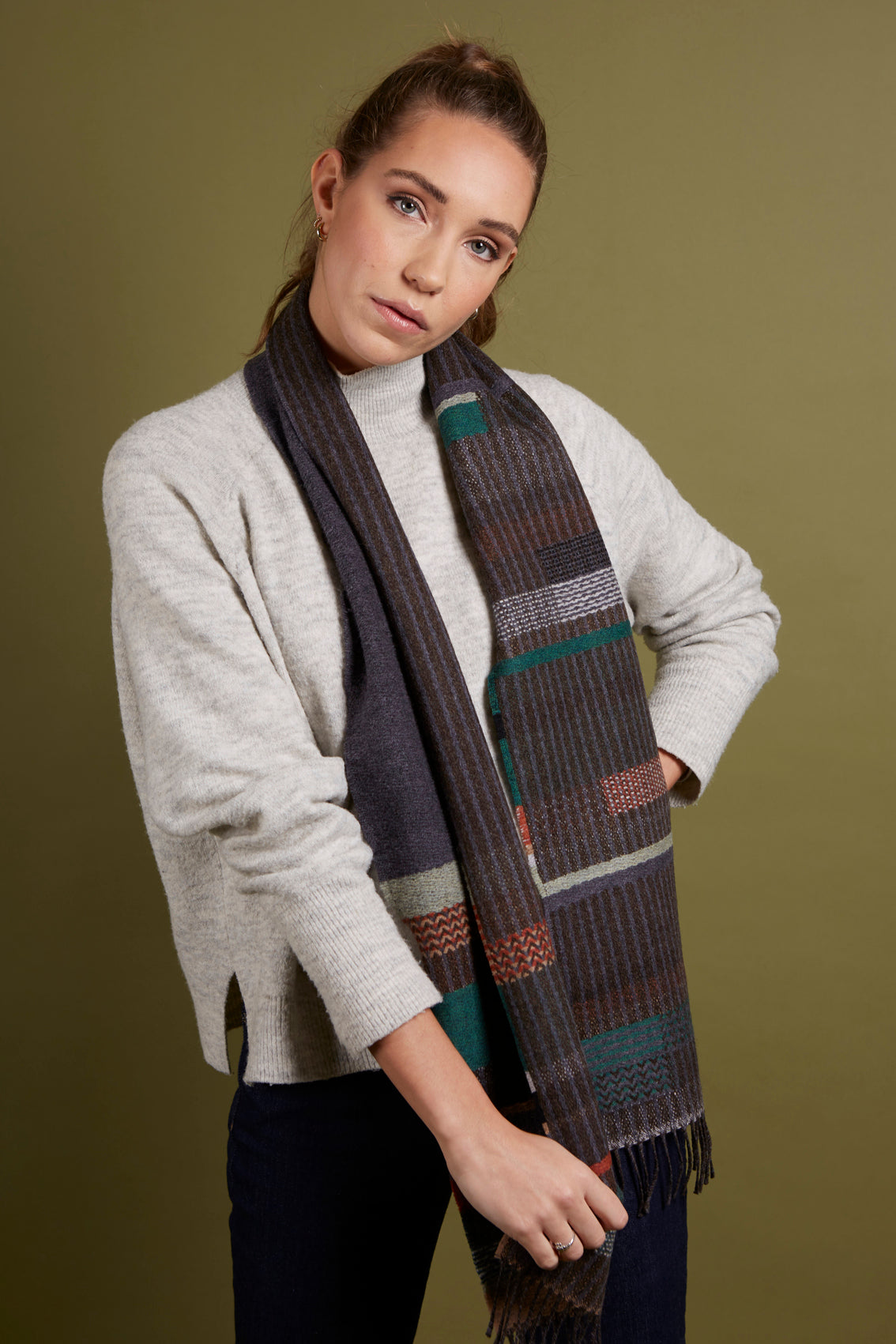 WALLACE+SEWELL - SCARF - DORVIGNY - CHARCOAL