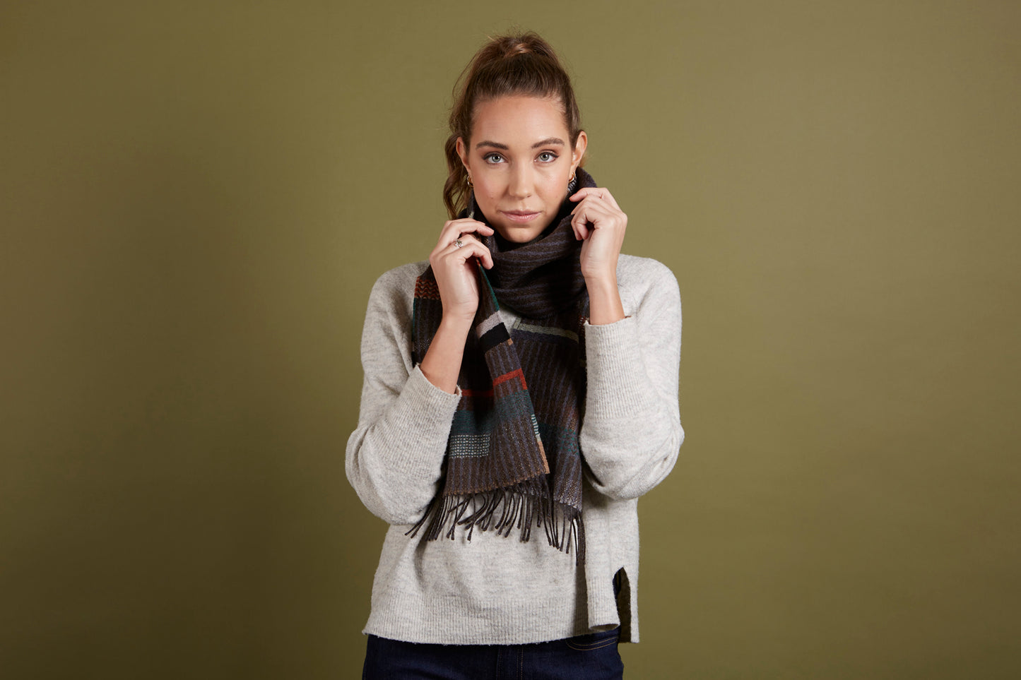 WALLACE+SEWELL - SCARF - DORVIGNY - CHARCOAL