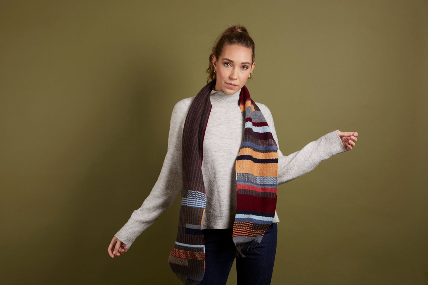 WALLACE+SEWELL - SCARF - DORVIGNY - CLARET