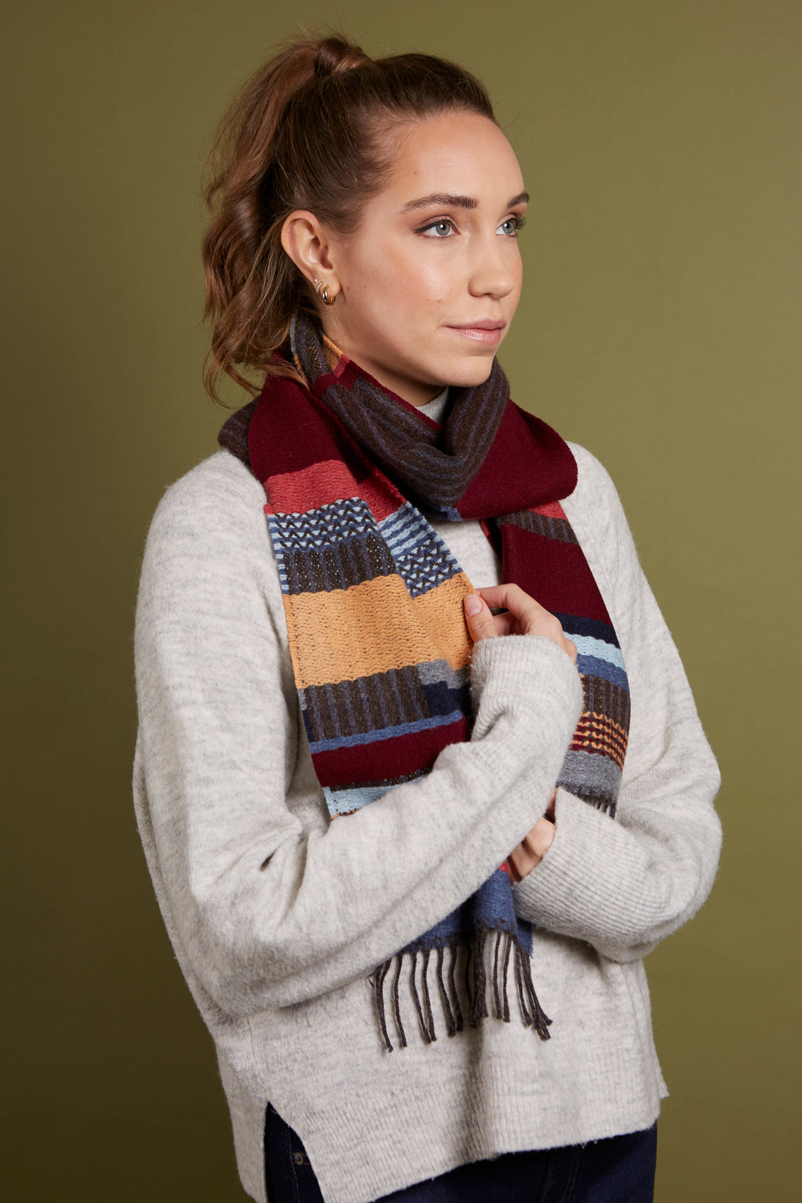 WALLACE+SEWELL - SCARF - DORVIGNY - CLARET