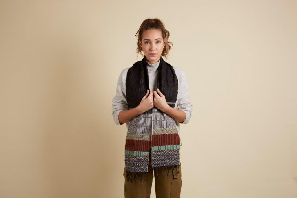 WALLACE+SEWELL - SCARF - ANOUILH - BLACK