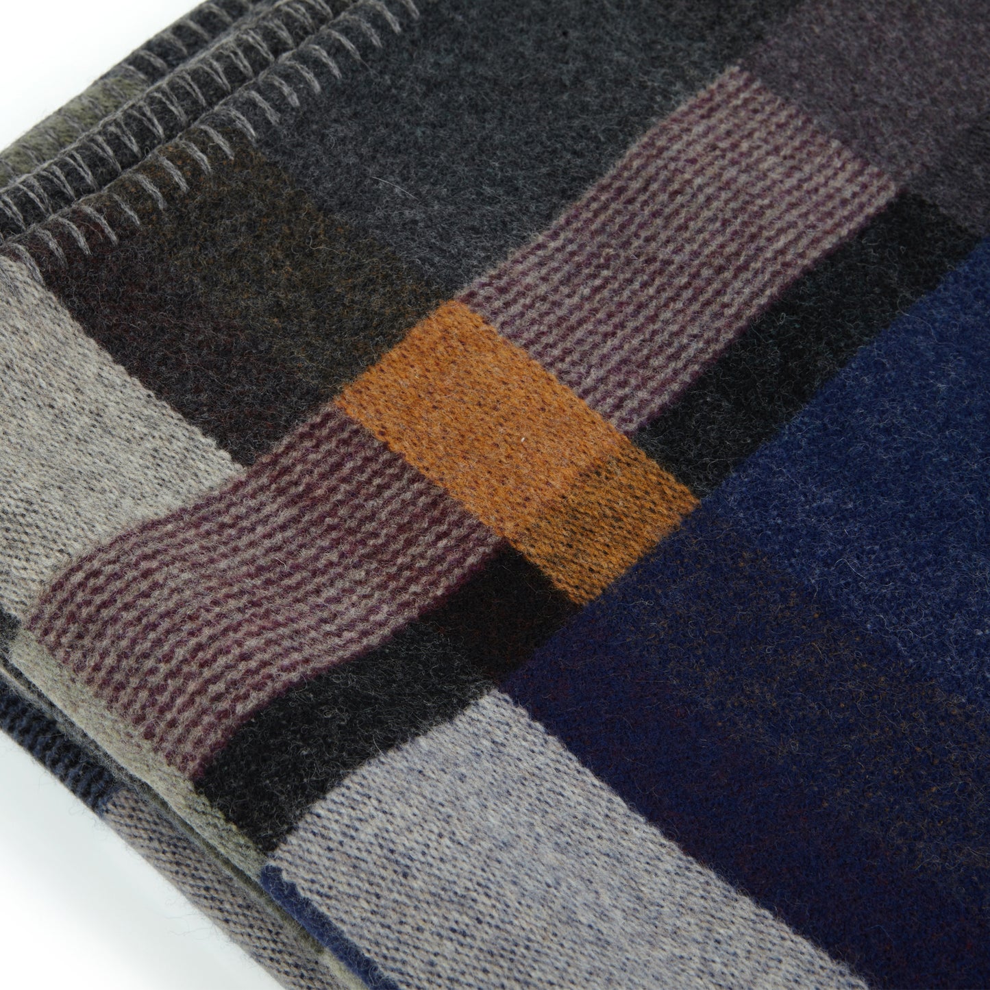 WALLACE+SEWELL - BLOCK THROW - ERNO - LARGE