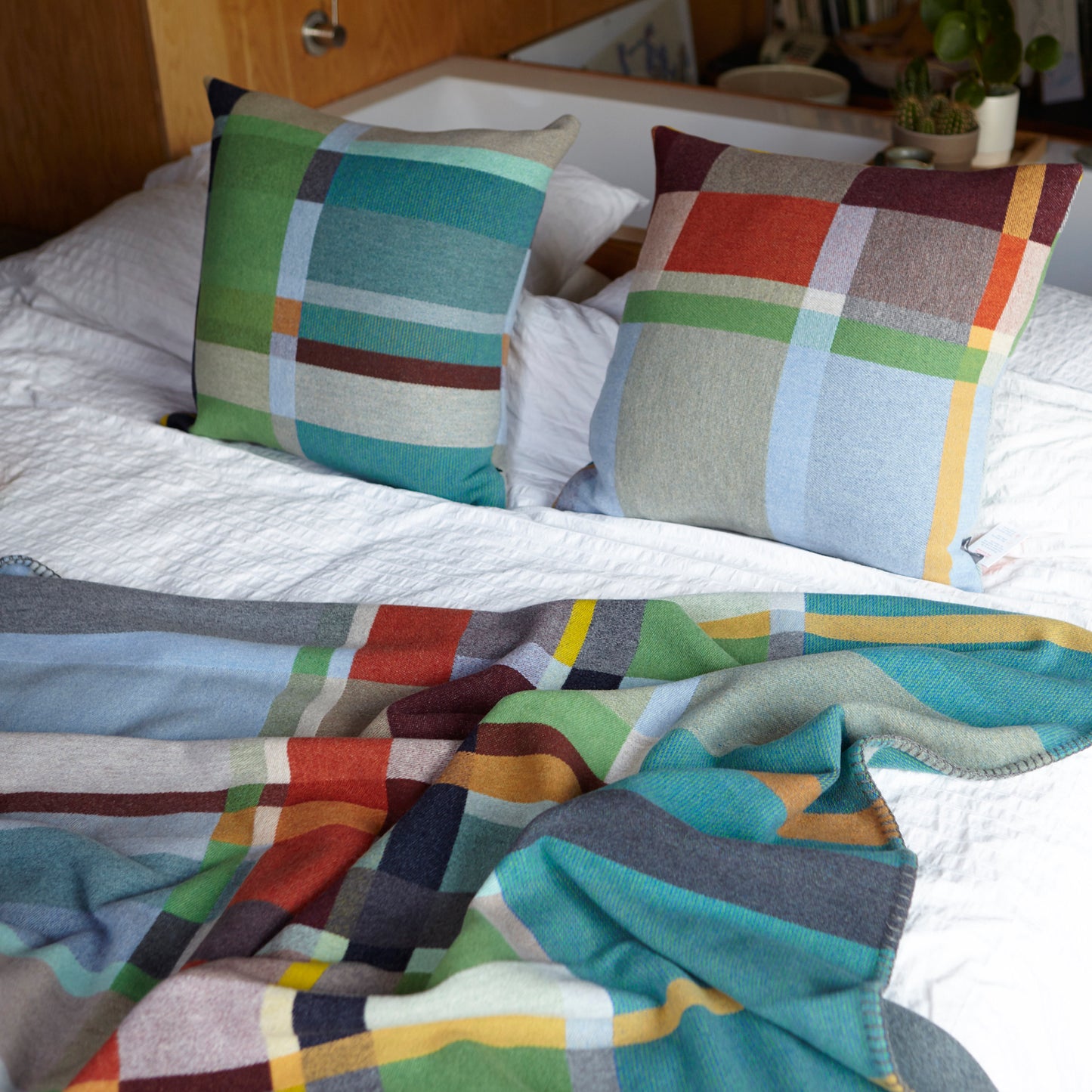 WALLACE+SEWELL - CUSHION - FEILDEN