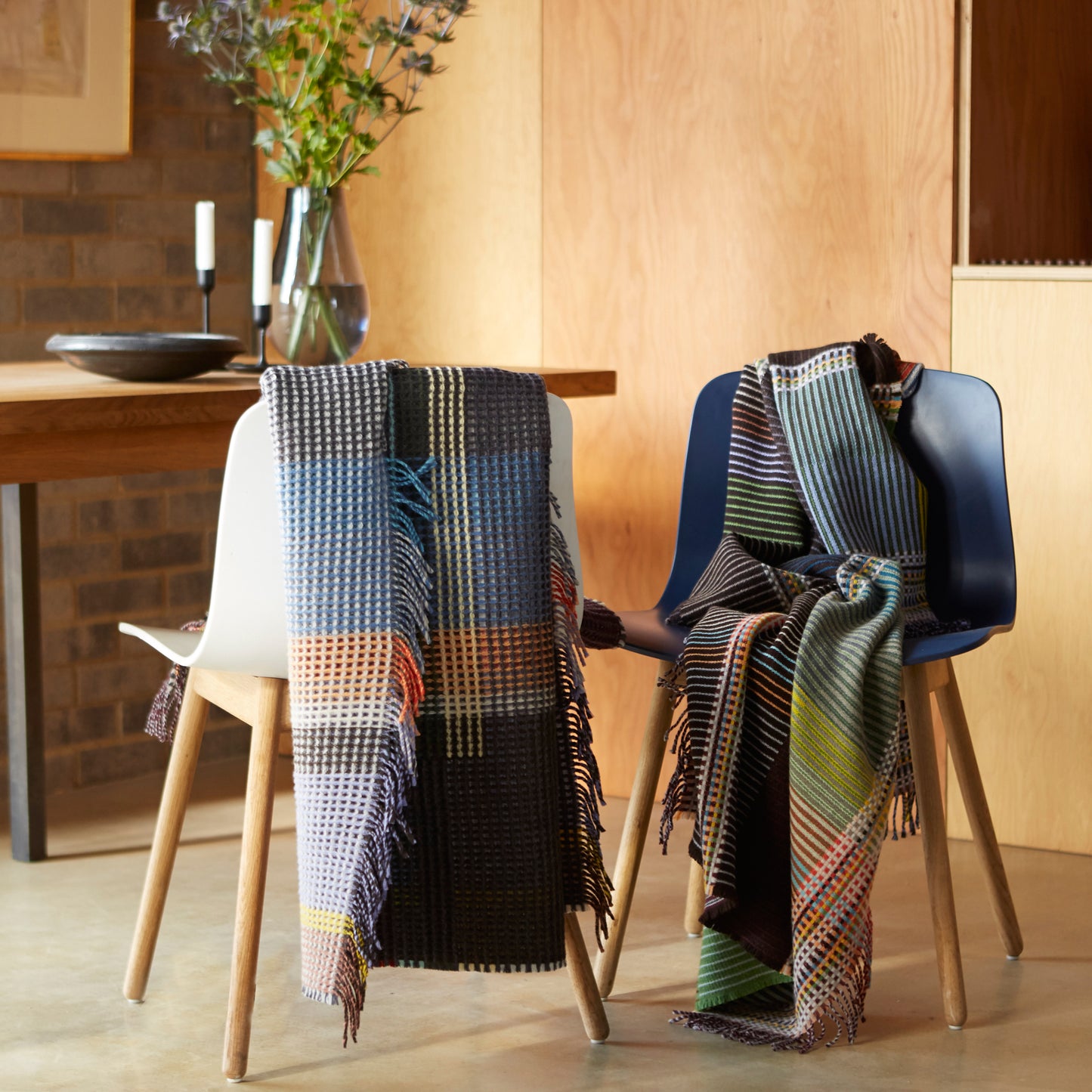 WALLACE+SEWELL - HONEYCOMB THROW - OCTAVIA - LARGE