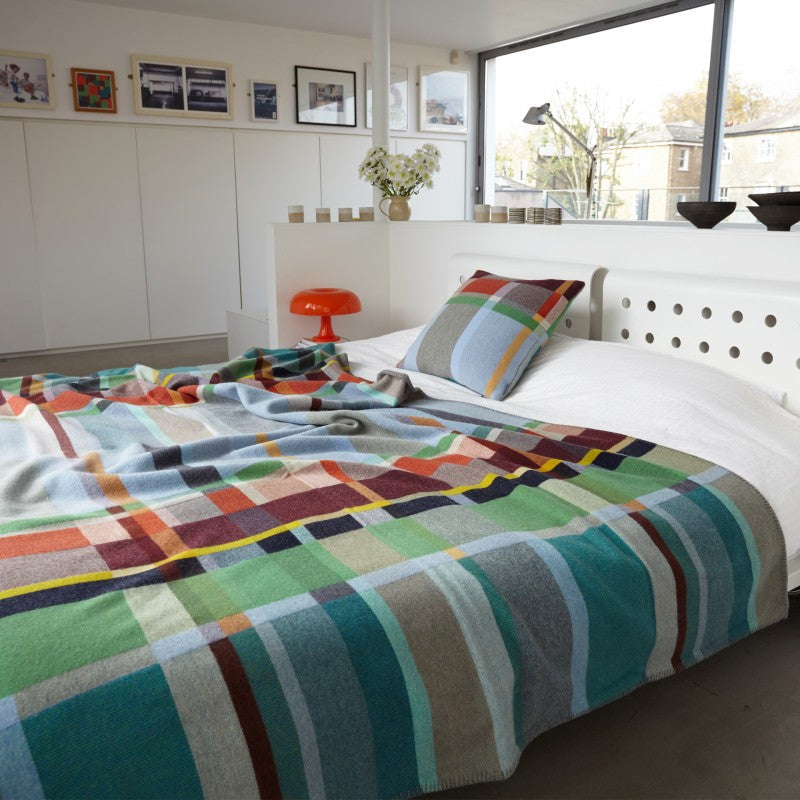 WALLACE+SEWELL - BLOCK THROW - FEILDEN - LARGE