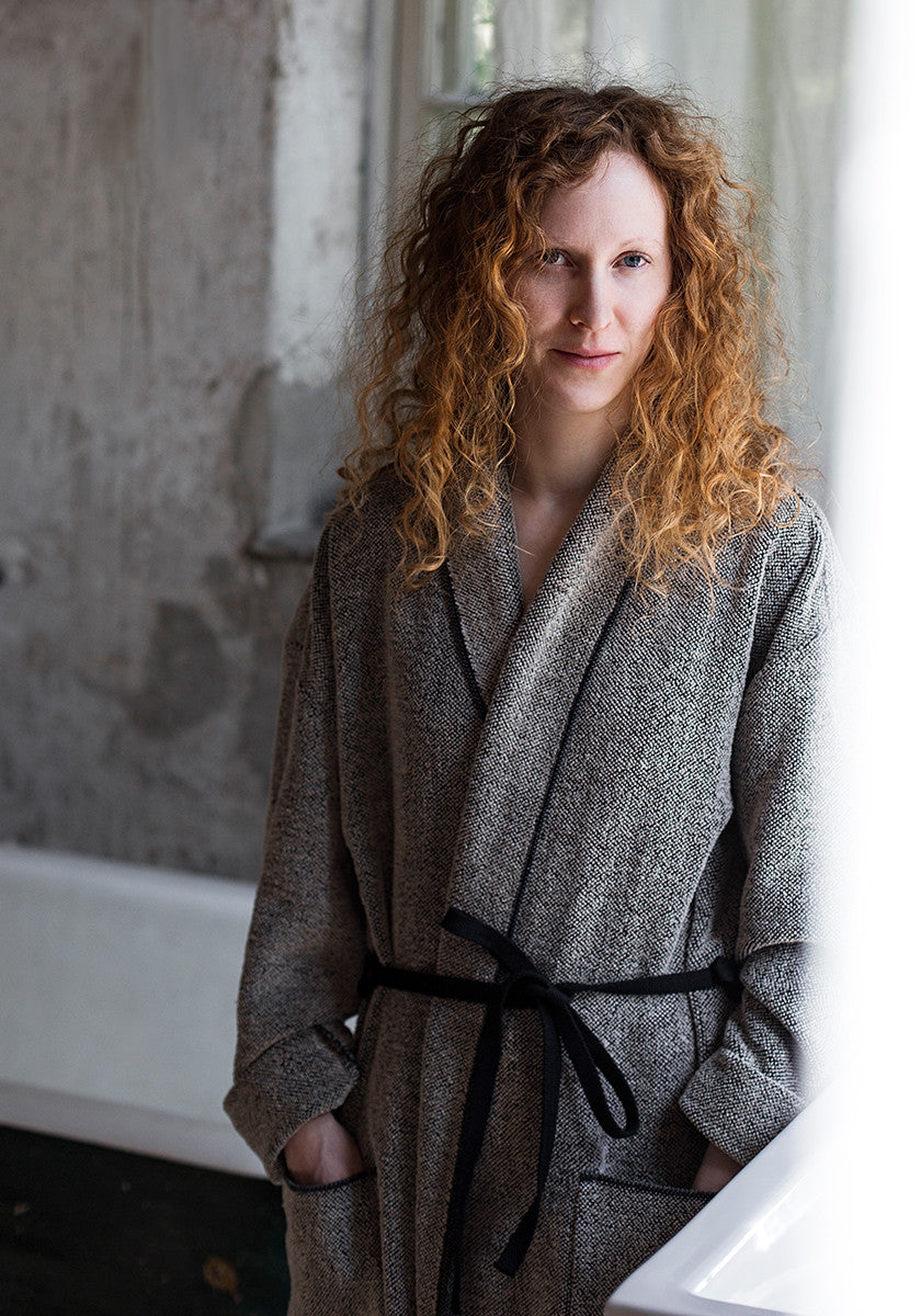 LAPUAN - KIVI TERRY BOUCLE BATHROBE. BLACK+NATURAL