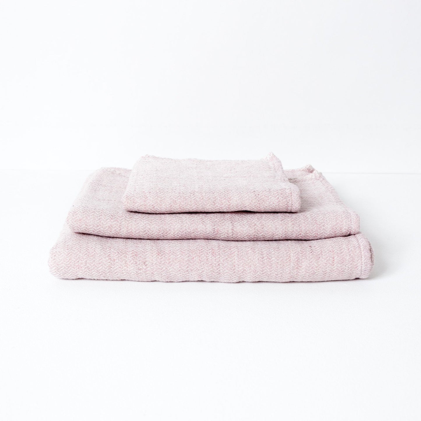 KONTEX - CLAIRE ORGANIC COTTON TOWEL. SMOKY PINK