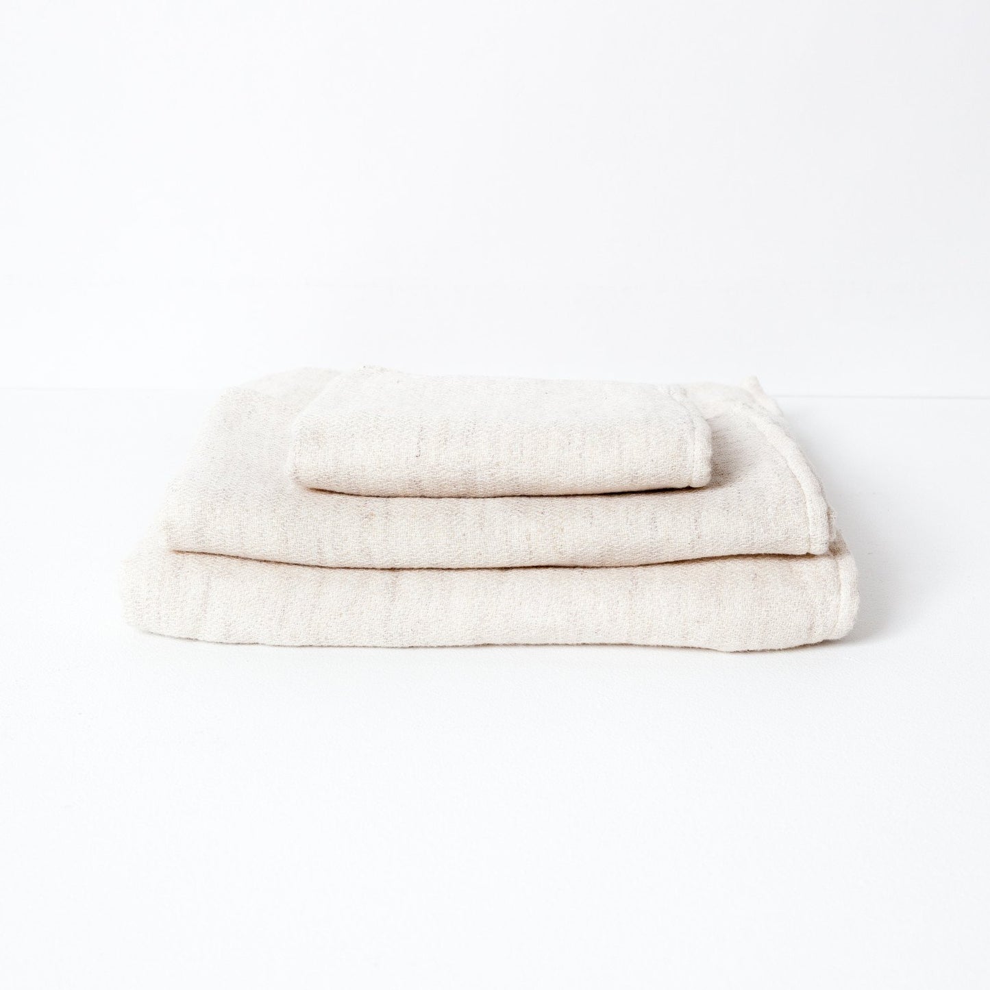 KONTEX - CLAIRE ORGANIC COTTON TOWEL. ALMOND POWDER