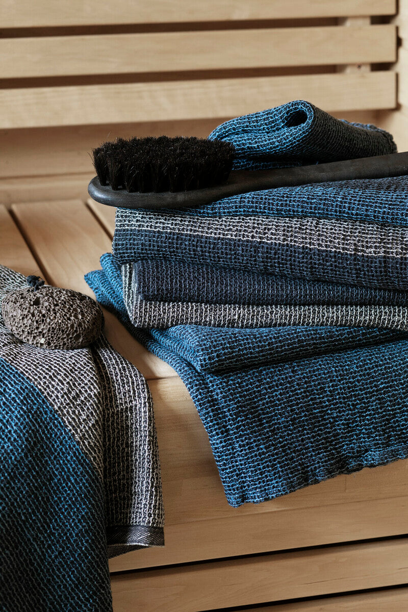 LAPUAN - TERVA WAFFLE TOWEL. BLACK+RAINY BLUE+MULTI STRIPE