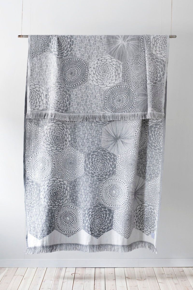 LAPUAN - RUUT ORGANIC COTTON + LINEN BLANKET / TABLECLOTH. GREY
