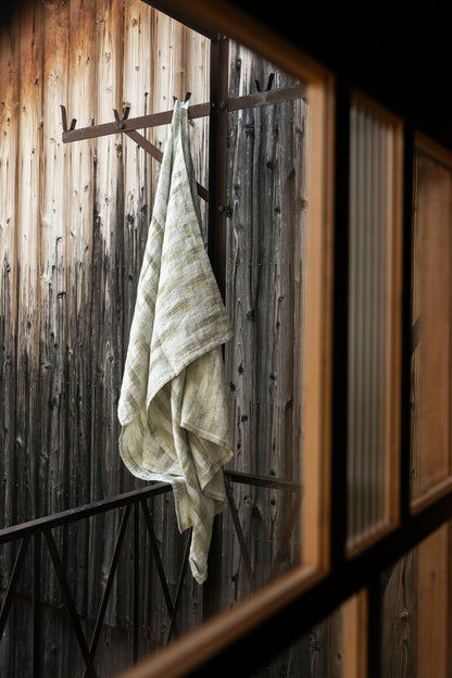LAPUAN - SERVIETTE EN LIN HOHTO. GRIS+BLANC
