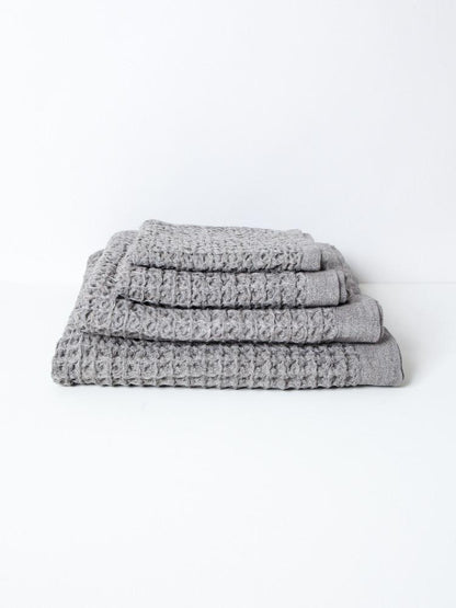 KONTEX - SERVIETTE GAUFRÉE GRANDE TAILLE BIO. BRERA. GRIS