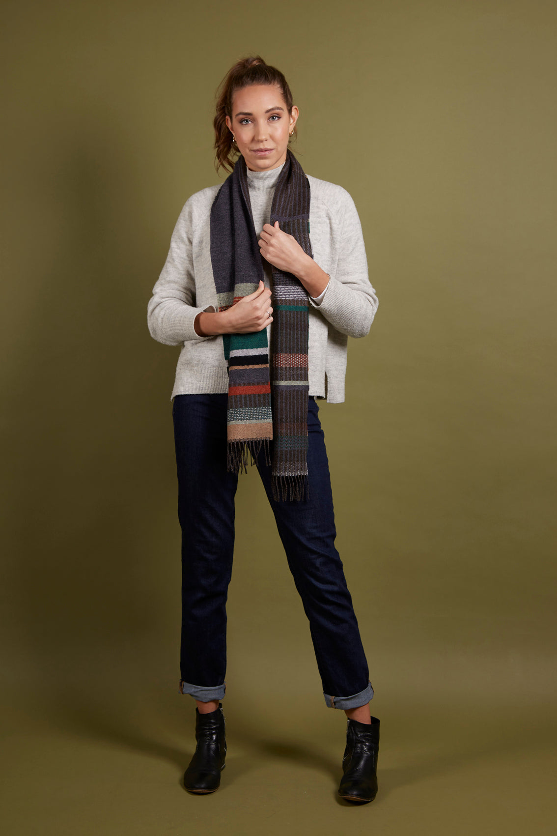 WALLACE+SEWELL - SCARF - DORVIGNY - CHARCOAL
