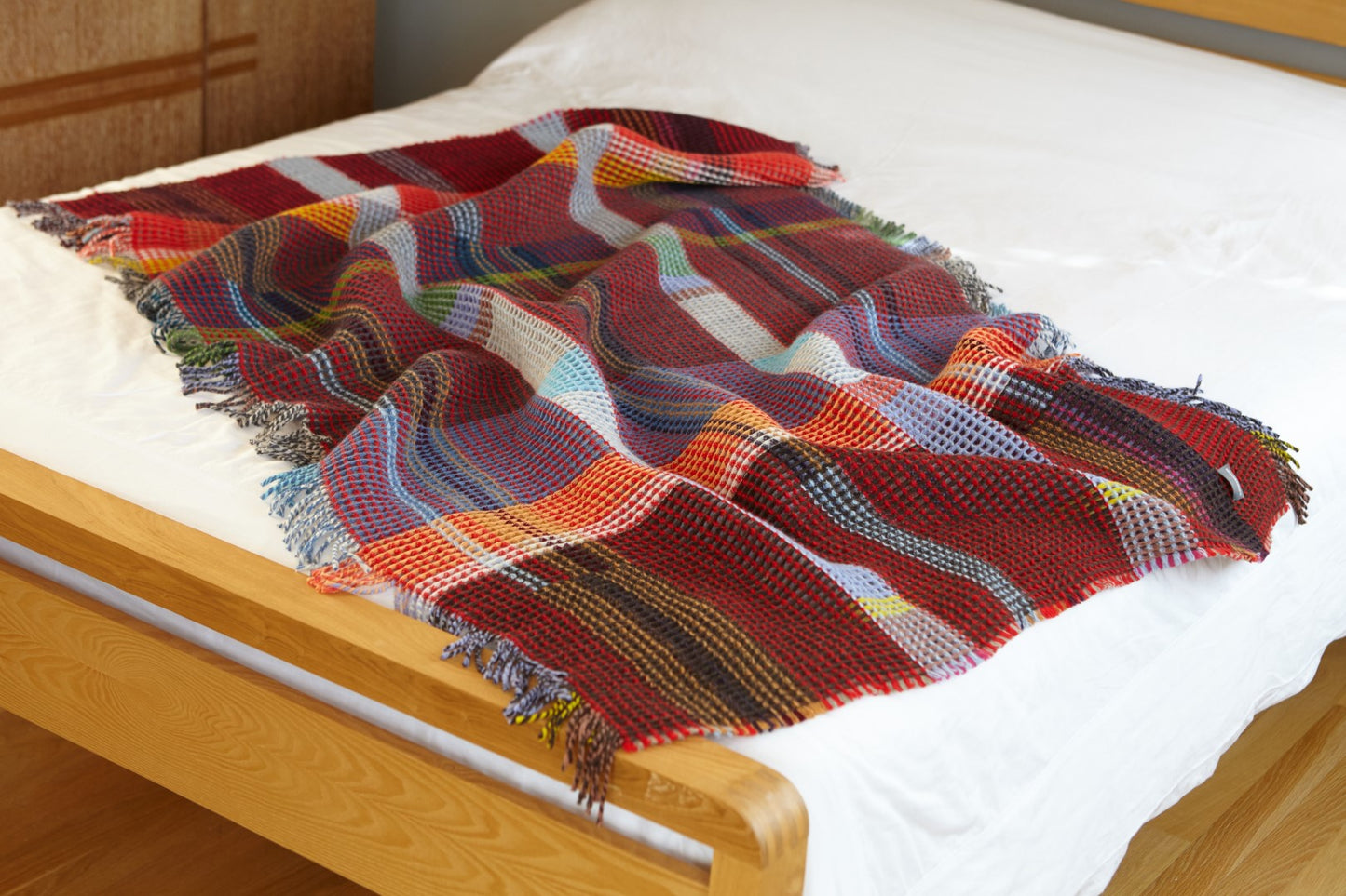 WALLACE+SEWELL - HONEYCOMB THROW - DOROTHY - SMALL