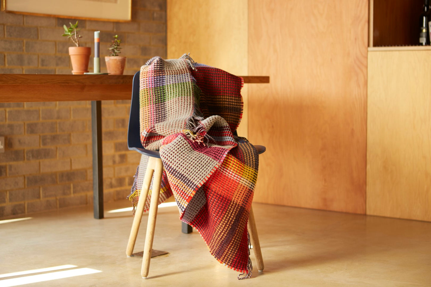 WALLACE+SEWELL - HONEYCOMB THROW - DOROTHY - SMALL