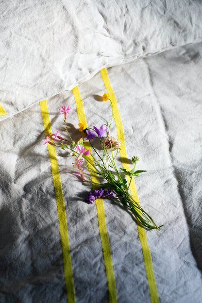 NAPPE / JETÉ EN LIN LAPUAN KANKURIT USVA. NATUREL+JAUNE