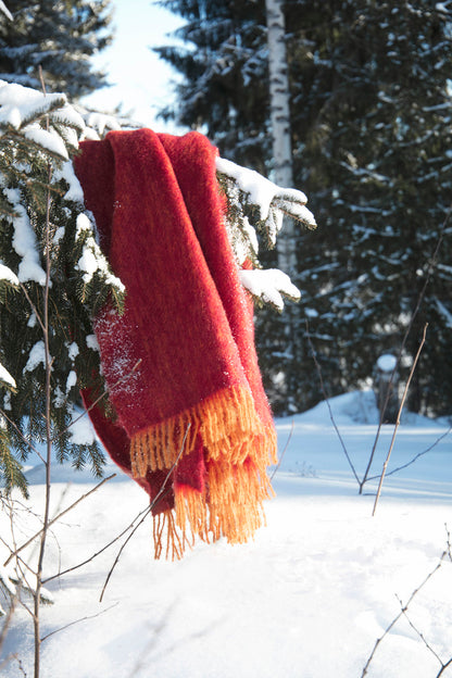 LAPUAN - COUVERTURE EN MOHAIR REVONTULI. ROUILLE+BOURGOGNE